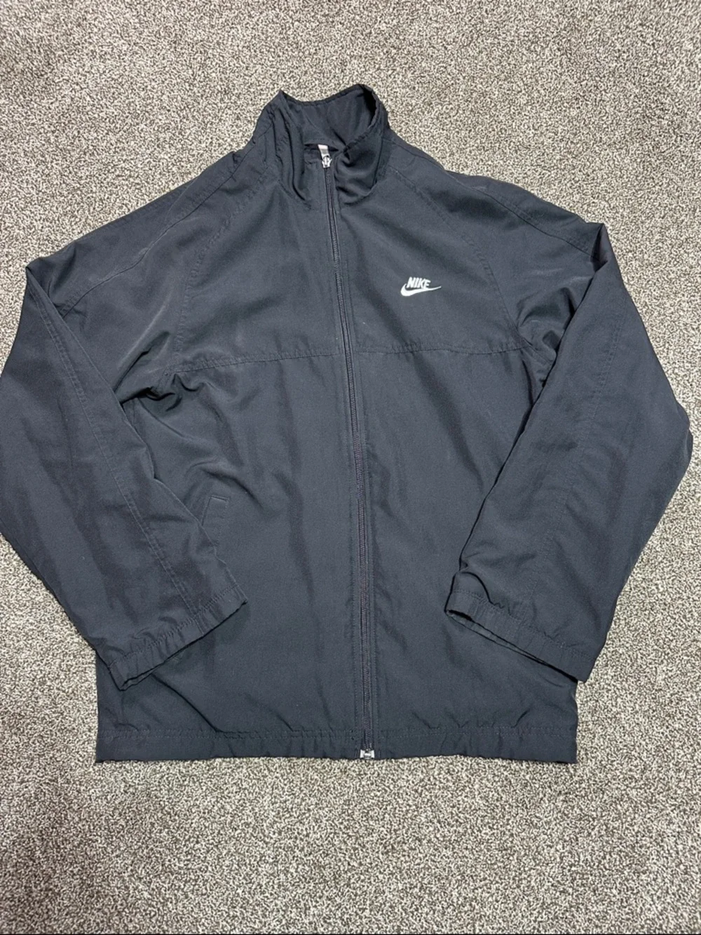 Nike Men's black Full-Zip Windbreaker Jacket with cotton lining SMALL